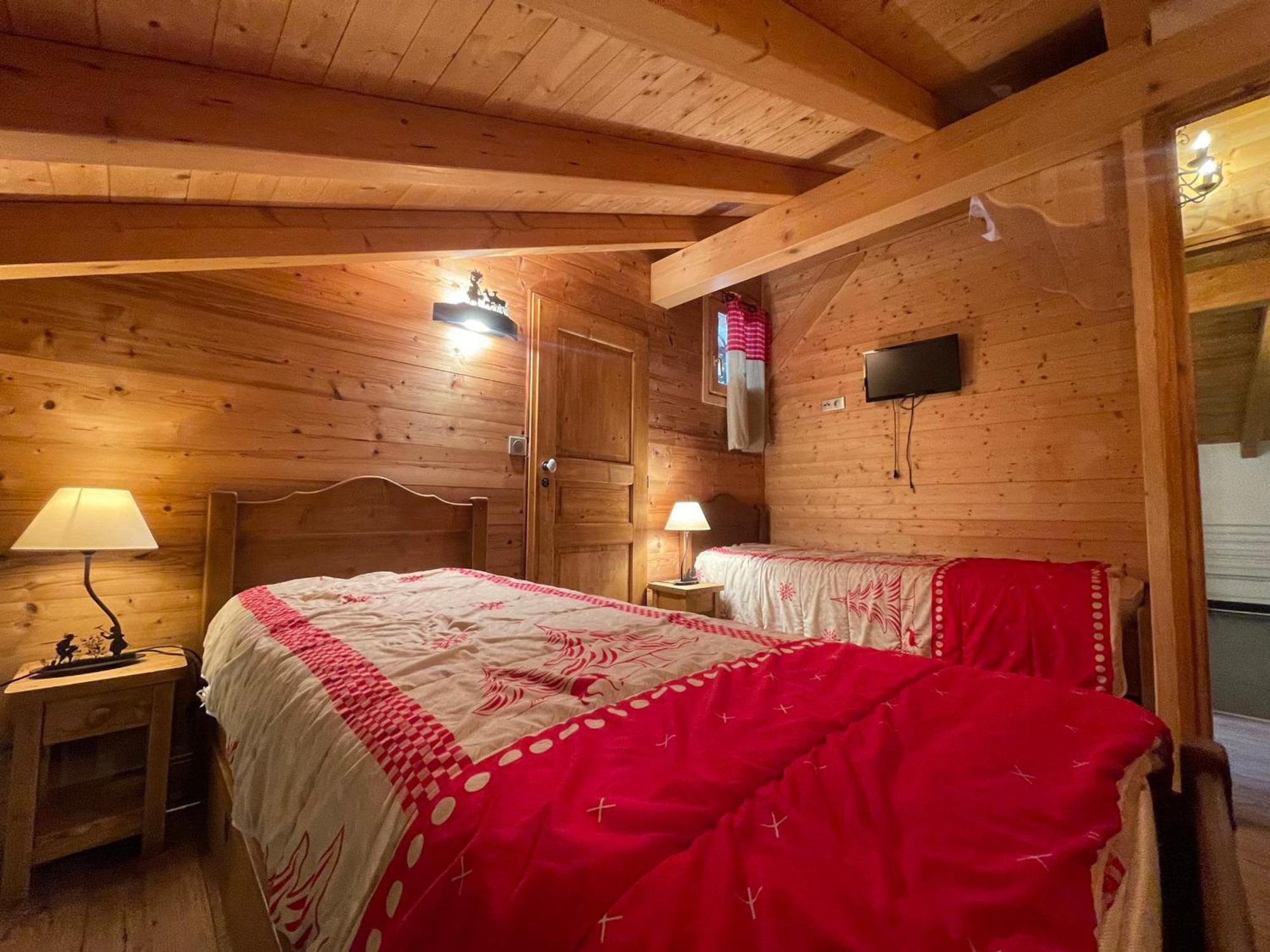 Chalet Savoyard Avec Jardin, Poele A Bois Et Wifi - Fr-1-624-11 Verchaix ภายนอก รูปภาพ