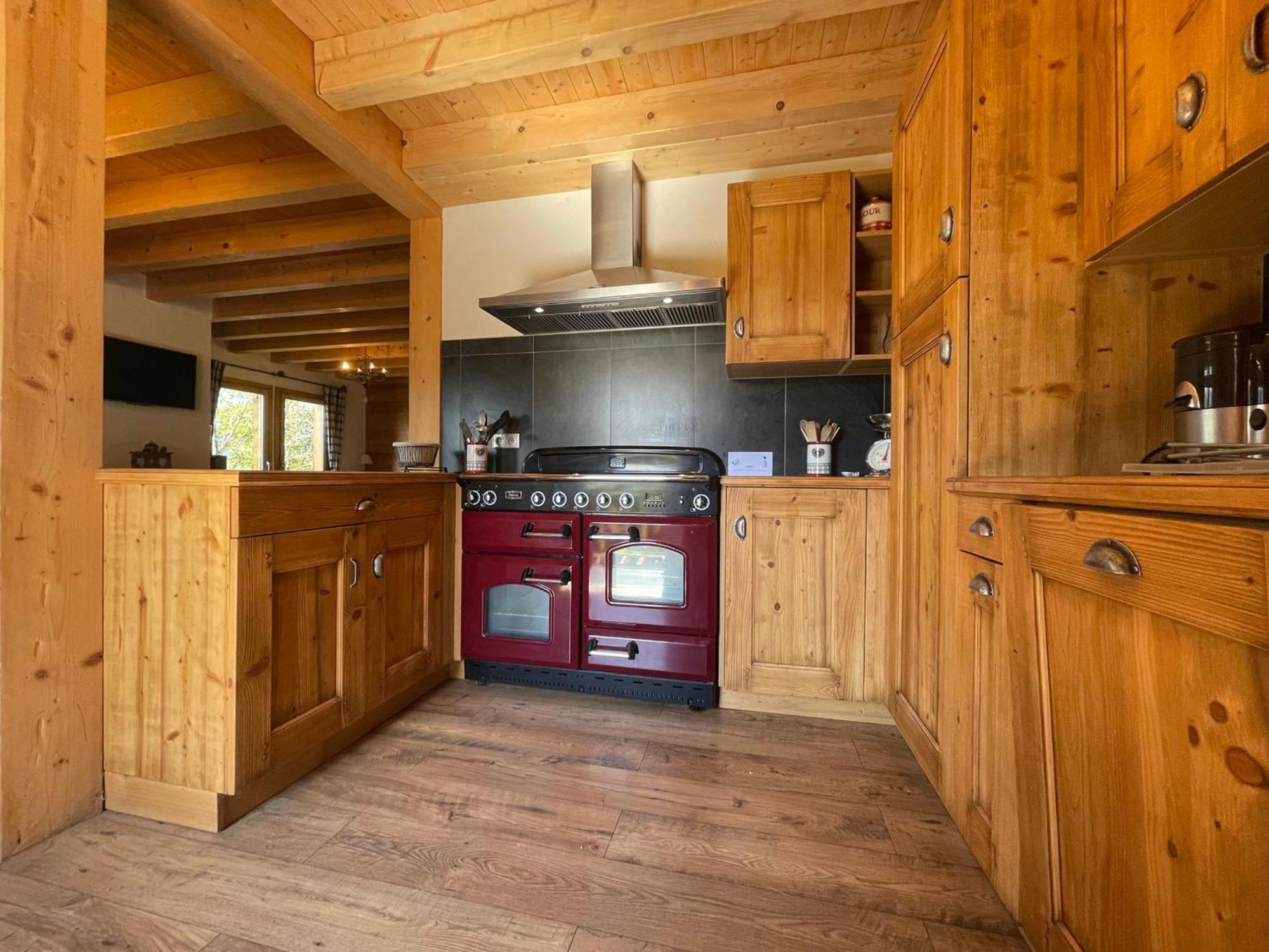 Chalet Savoyard Avec Jardin, Poele A Bois Et Wifi - Fr-1-624-11 Verchaix ภายนอก รูปภาพ
